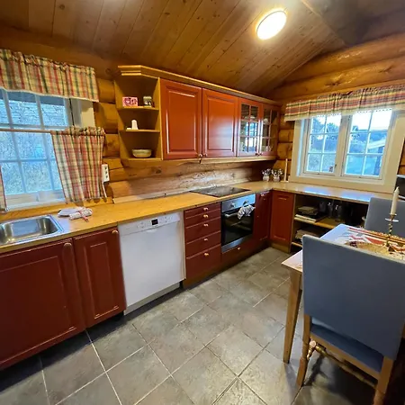 Vakantiehuis Large With Stunning Views! *