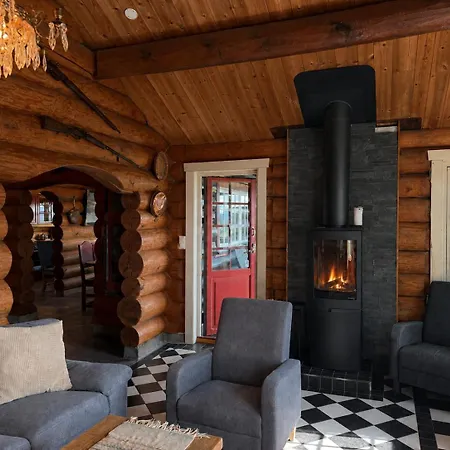 Large With Stunning Views! Holiday home *