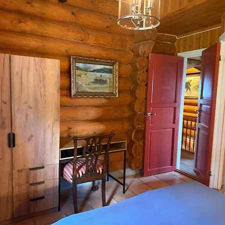 Large With Stunning Views! *