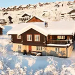 Large With Stunning Views! Beitostolen